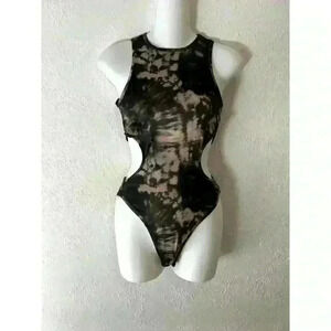 Pretty Little Thing Bodysuit Tie Dye Ribbed Sleeveless Crewneck Brown Size Small